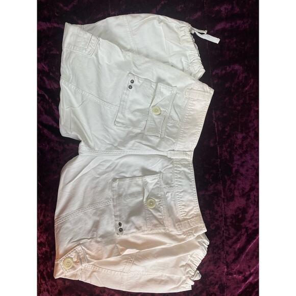 MICHAEL Michael Kors White Cargo Capri Pants - Size 6 - Picture 3 of 7